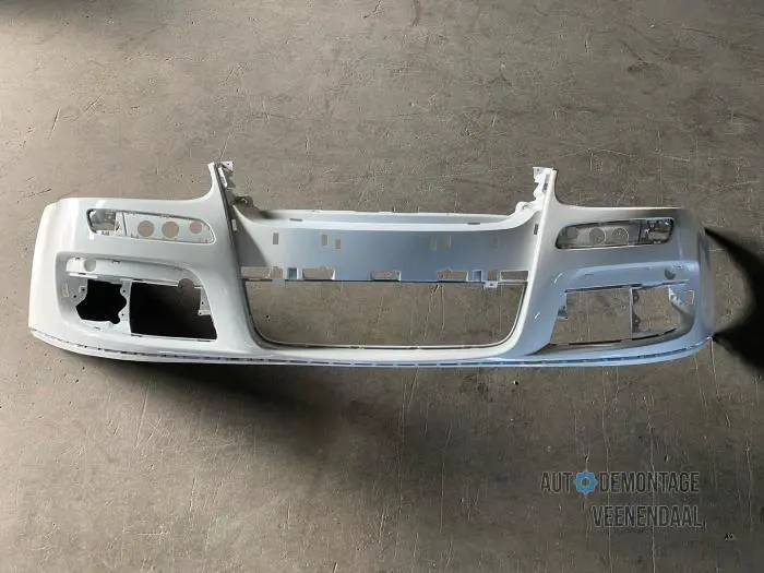 Front bumper Volkswagen Golf