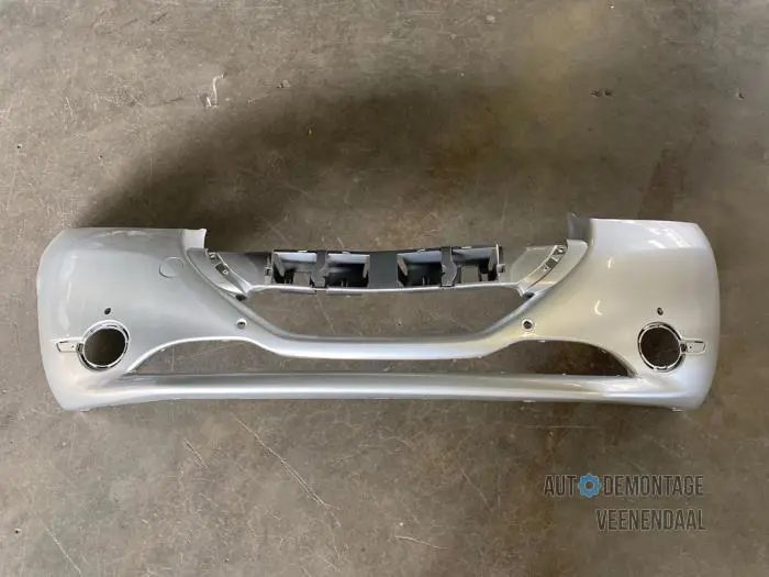 Front bumper Peugeot 208