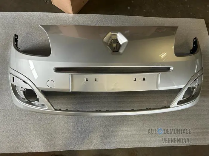 Front bumper Renault Twingo