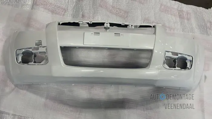 Front bumper Suzuki Splash