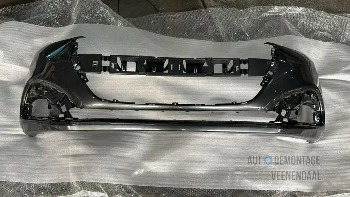 Front bumper Peugeot 208