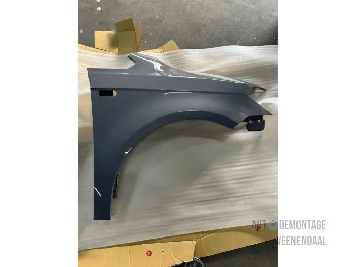 Front wing, right Volkswagen Caddy